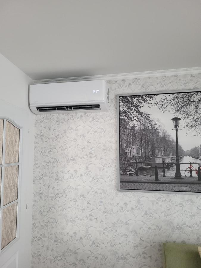 Apartman Pri Parku Sered' Eksteriør billede